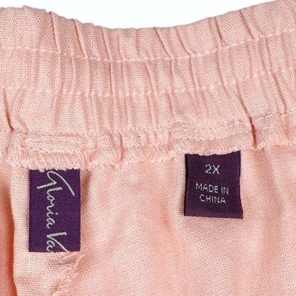 Gloria Vanderbilt Jenna Bermuda Shorts Pastel Pink Linen Size: 2X - Picture 8 of 12